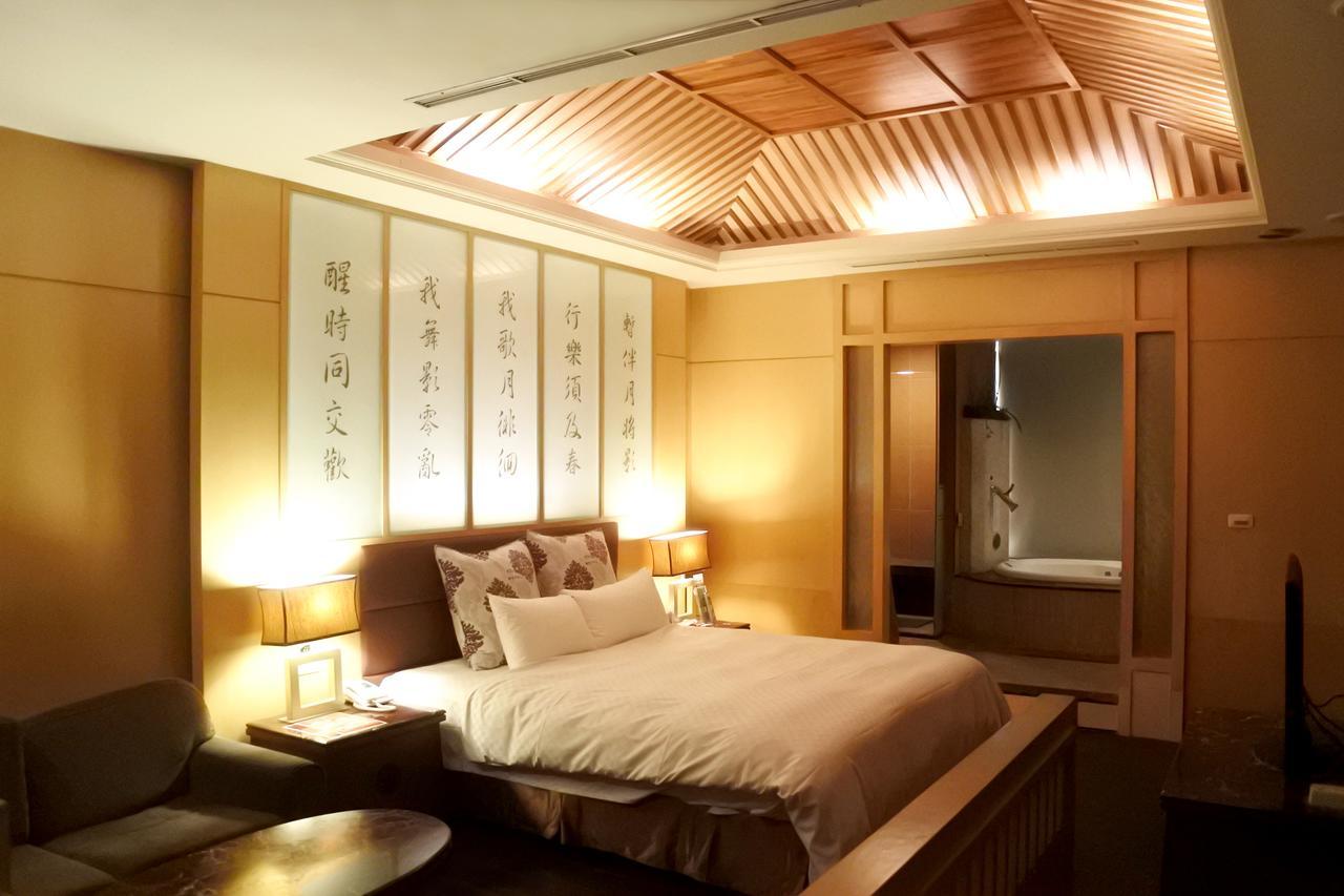 North Country Motel Yingge Bagian luar foto